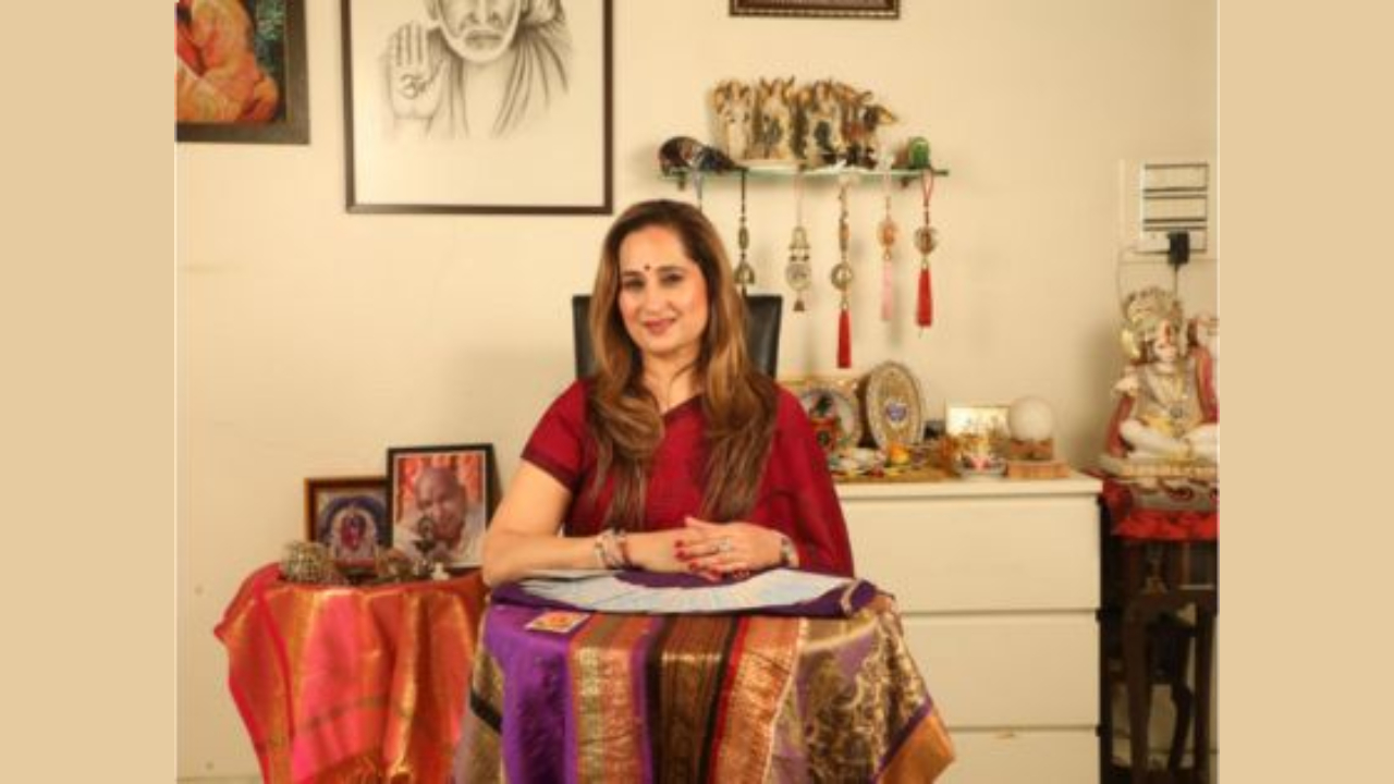 From Visions to Reality: The Evolution of Ritu Kantawala, A Tarot Luminary
